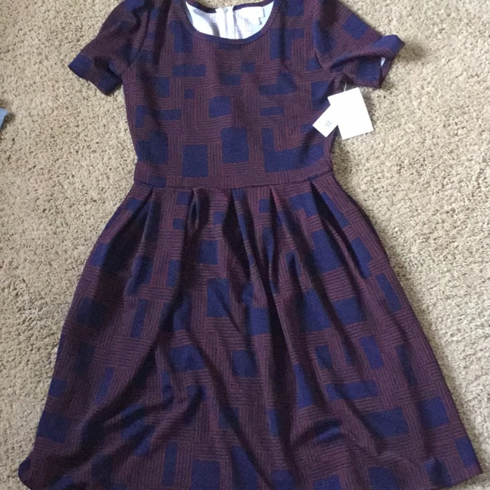 NWT LuLaRoe Amelia Dress